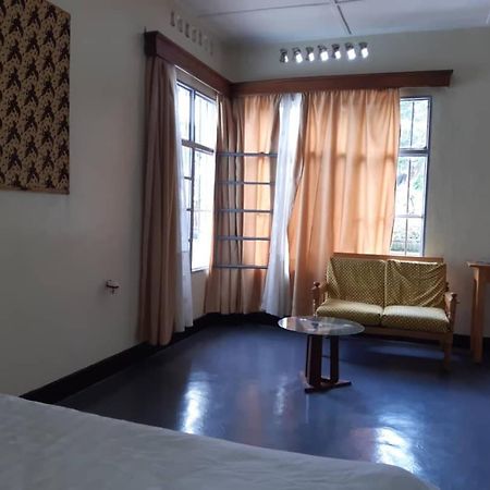 Maddy'S Kitchen And Accomodation Gisenyi Bagian luar foto