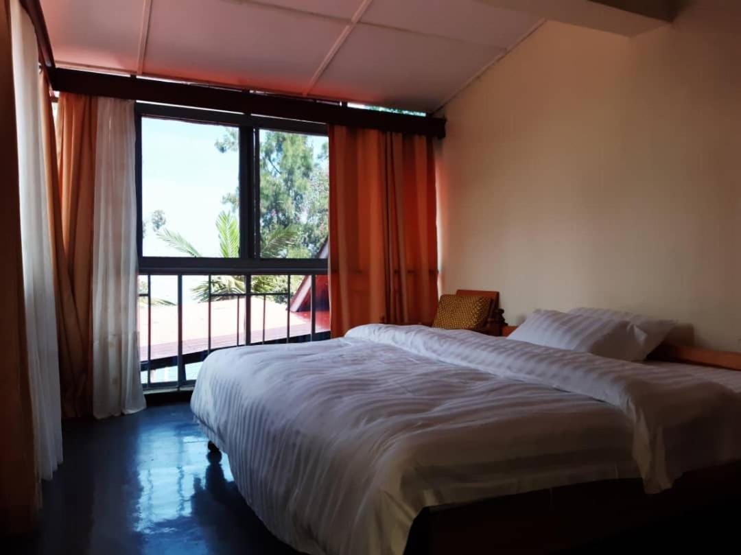 Maddy'S Kitchen And Accomodation Gisenyi Bagian luar foto