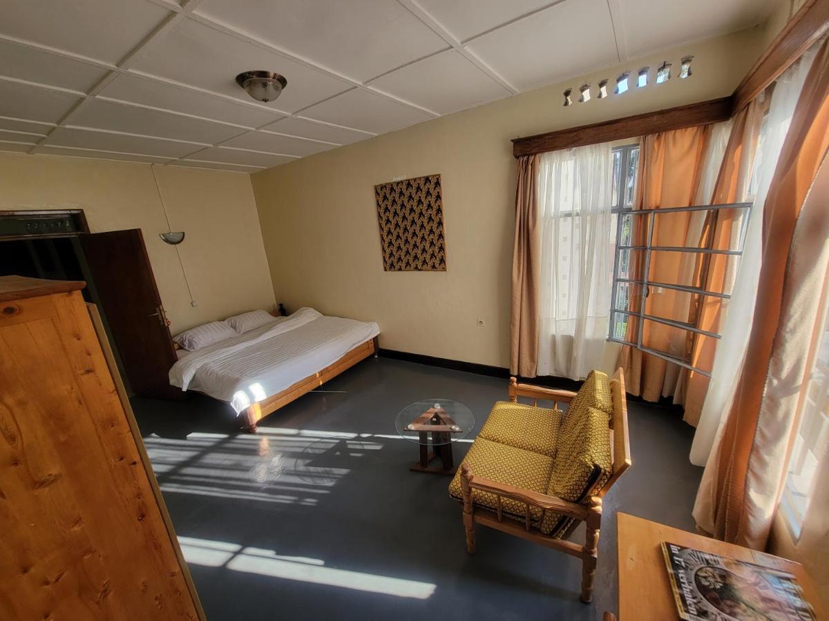 Maddy'S Kitchen And Accomodation Gisenyi Bagian luar foto